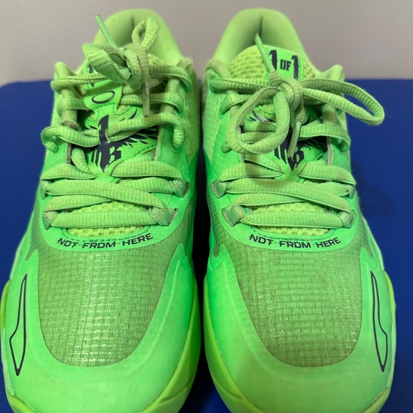 PUMA Lamelo Ball M.E.L.O. MB.01 Lo Volt Green Size 6.5 - Picture 3 of 11